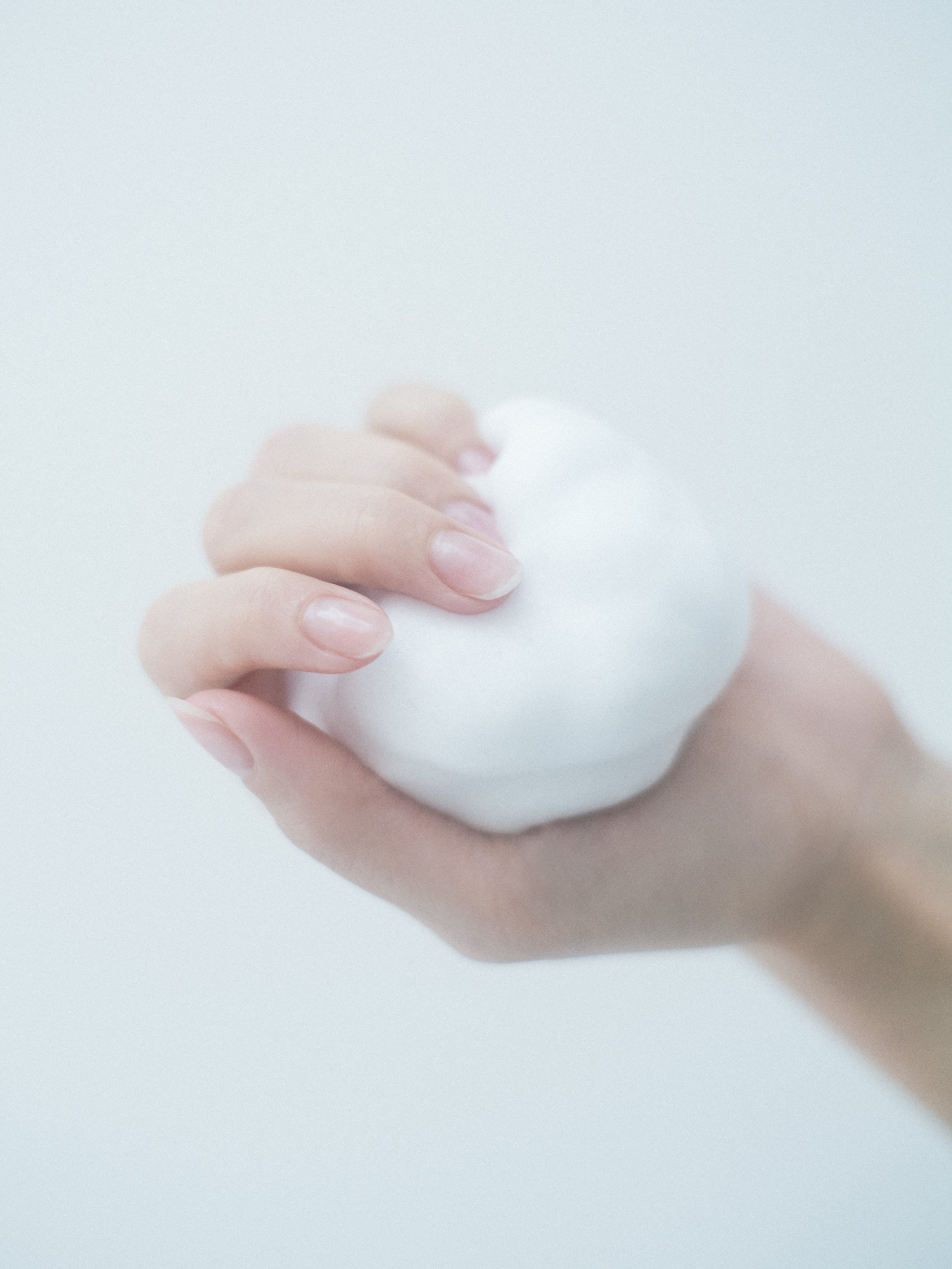 L'AIR MOUSSE CALMING FACE WASH