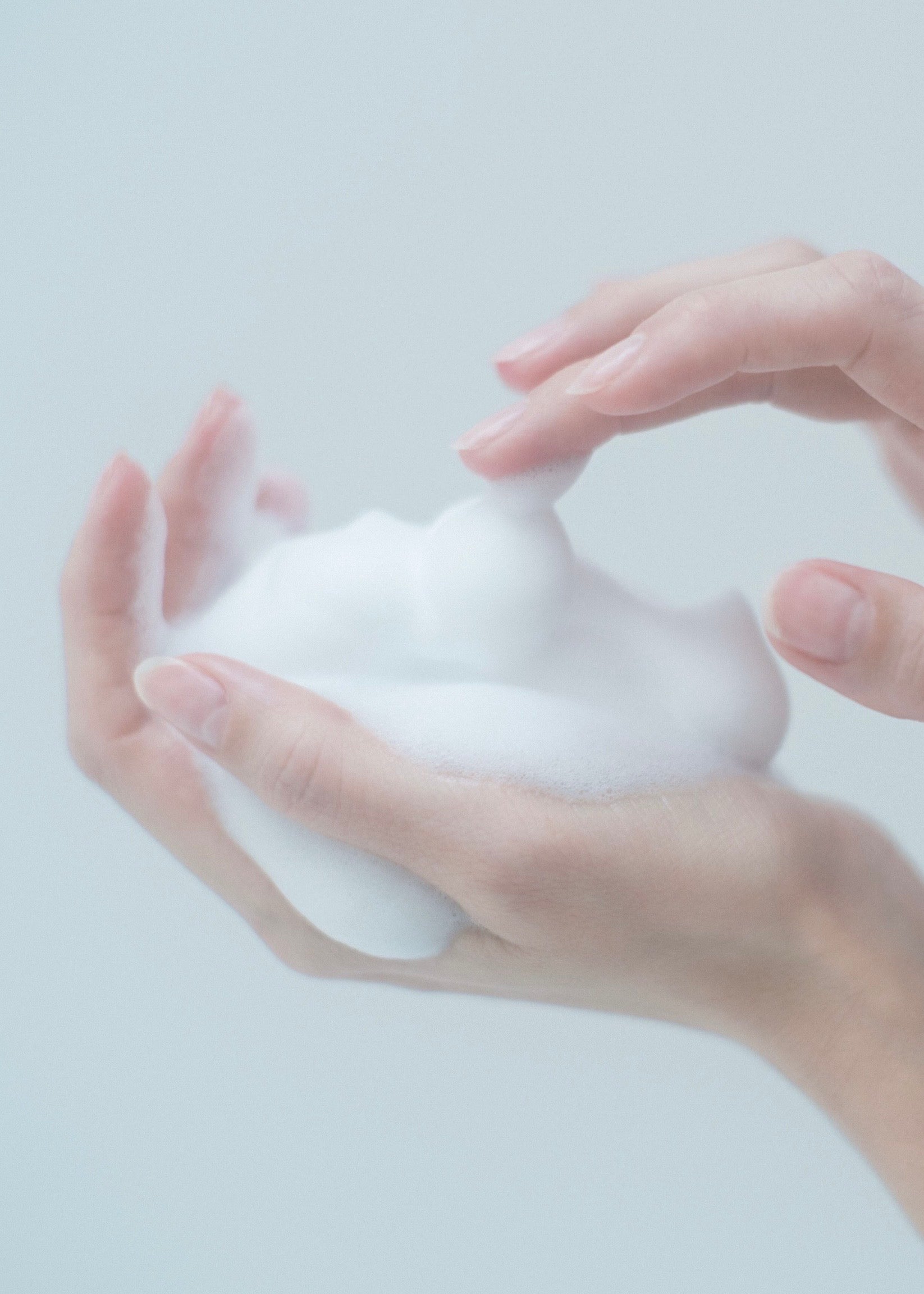 L'AIR MOUSSE CALMING FACE WASH